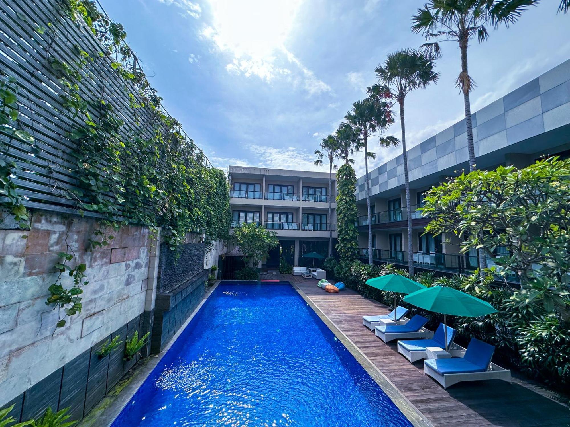 Dekuta Kuta Lombok